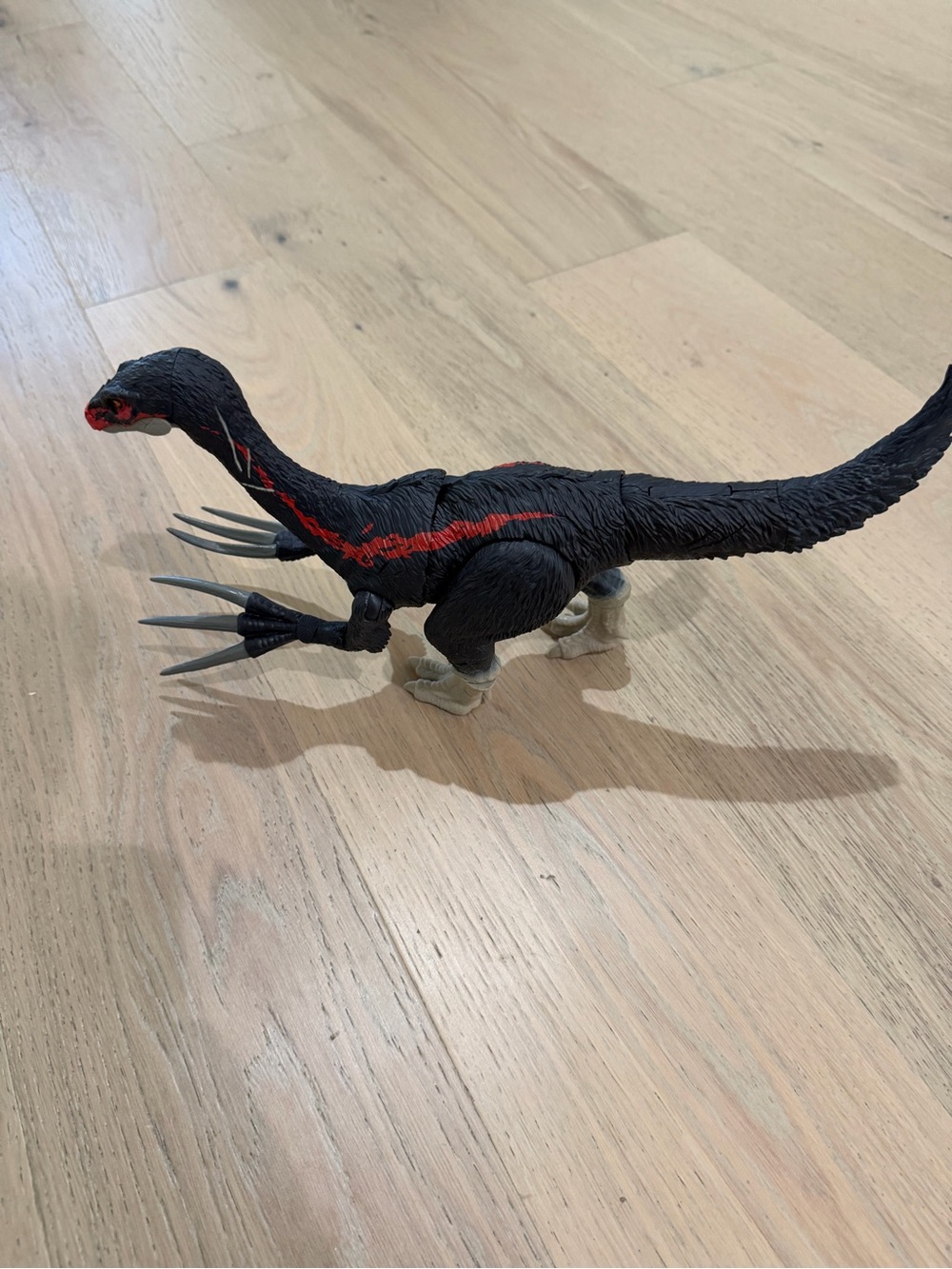 Mattel Jurassic World Therizinosaurus action figure